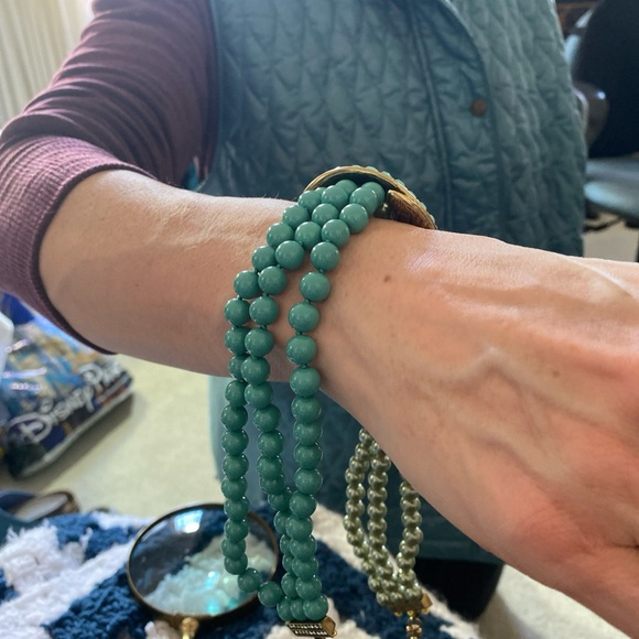 Heidi Daus Green and Gold Beaded Necklace - Picture 13 of 16